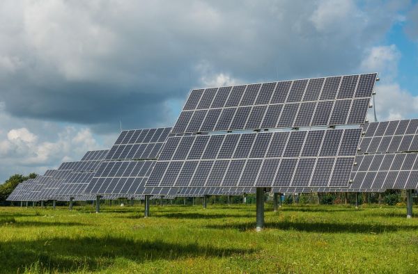Guide d'achat pour un panneau solaire photovoltaïque performant